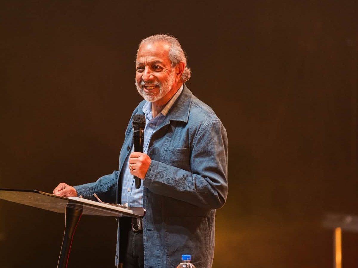 Sam Chand speaking on stage